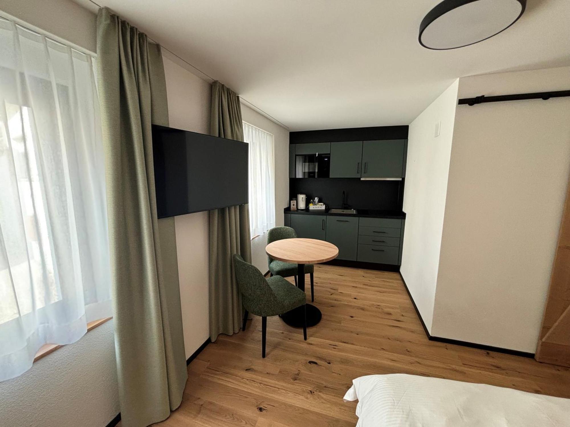 Appart Hotel Pitschonia Self Check-In Андер Экстерьер фото